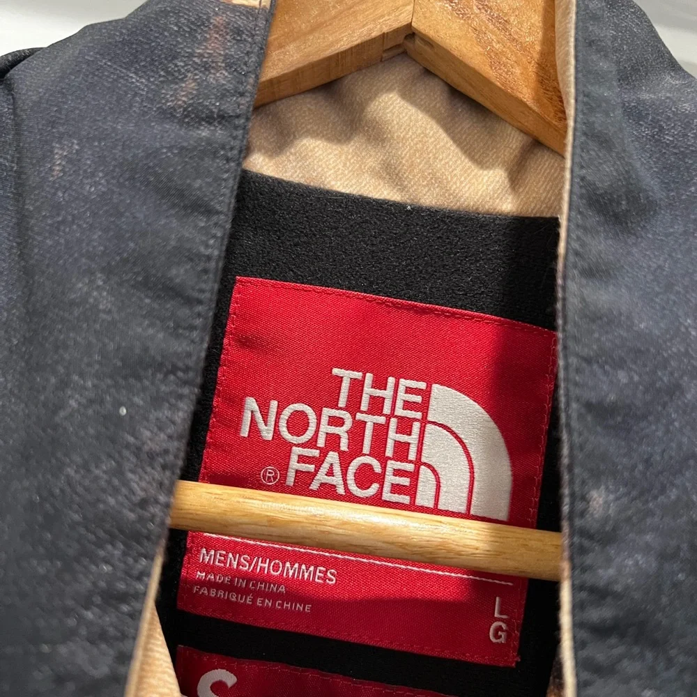 Supreme x The north face bleached denim jacket - Picture 3 of 3